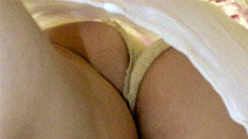 Ut_2179# Slender girl in light yellow dress. Cool ass in yellow panties! It is possible to make good