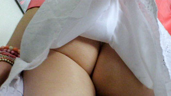 Ut_2233# This woman got very narrow panties. It seems in the beginning of these upskirt panties clip
